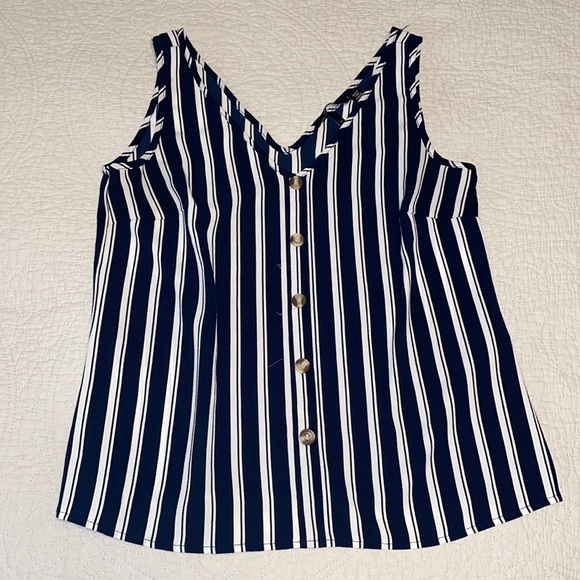 Vero Moda Navy Blue and Off-White Mock Button Tank - Picture 1 of 7